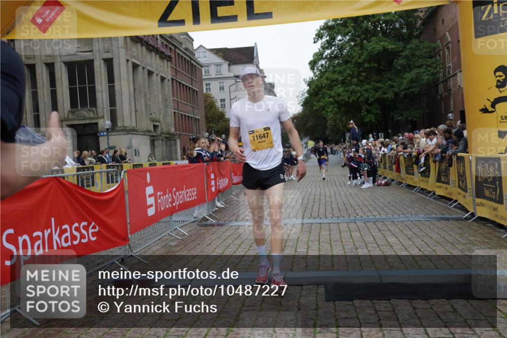 13.09.2026 - Kiel Lauf Yannick Fuchs http://msf.ph/oto/10487227 13.09.2026 10:24:58 Ziel 6174, 7069, 7233, 8656, 11798, 2158, 2501, 4199, 7457, 4858, 2664, 9298, 11647 meine-sportfotos.de