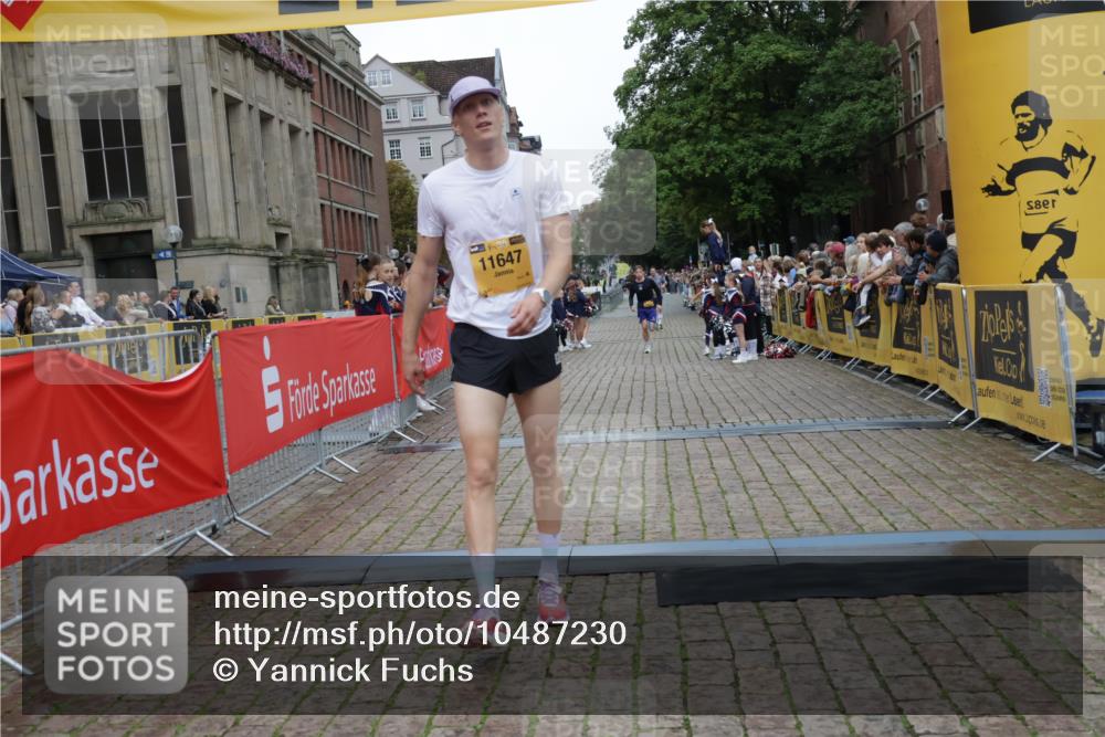 13.09.2026 - Kiel Lauf Yannick Fuchs http://msf.ph/oto/10487230 13.09.2026 10:24:59 Ziel 6174, 7069, 7233, 8656, 11798, 2158, 2501, 4199, 7457, 11798, 4858, 9298, 11647 meine-sportfotos.de