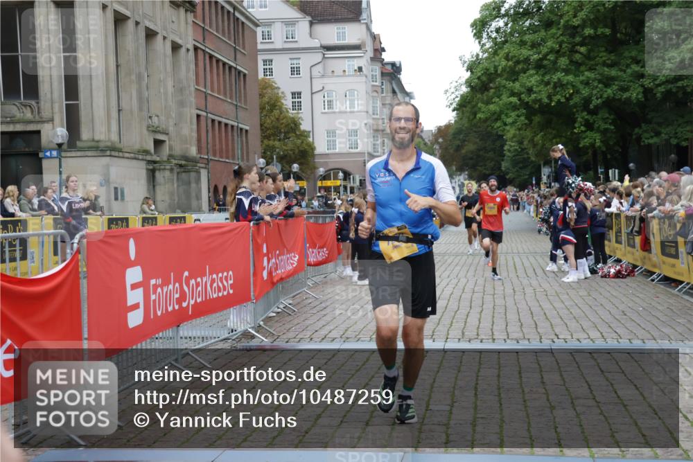 13.09.2026 - Kiel Lauf Yannick Fuchs http://msf.ph/oto/10487259 13.09.2026 10:25:28 Ziel 6958, 8566, 10095, 4858, 6174, 7069, 7233, 8656, 1625, 2084, 2107, 6585, 7377, 8643, 2158, 7069, 7233, 11798 meine-sportfotos.de