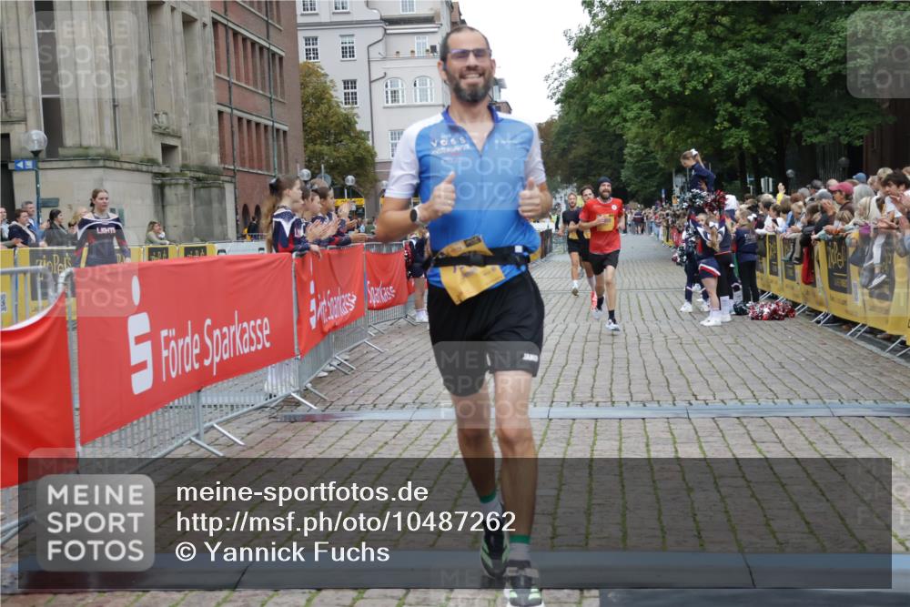 13.09.2026 - Kiel Lauf Yannick Fuchs http://msf.ph/oto/10487262 13.09.2026 10:25:28 Ziel 6958, 8566, 10095, 4858, 6174, 7069, 7233, 8656, 1625, 2084, 2107, 6585, 7377, 8643, 2158, 7069, 7233, 11798 meine-sportfotos.de