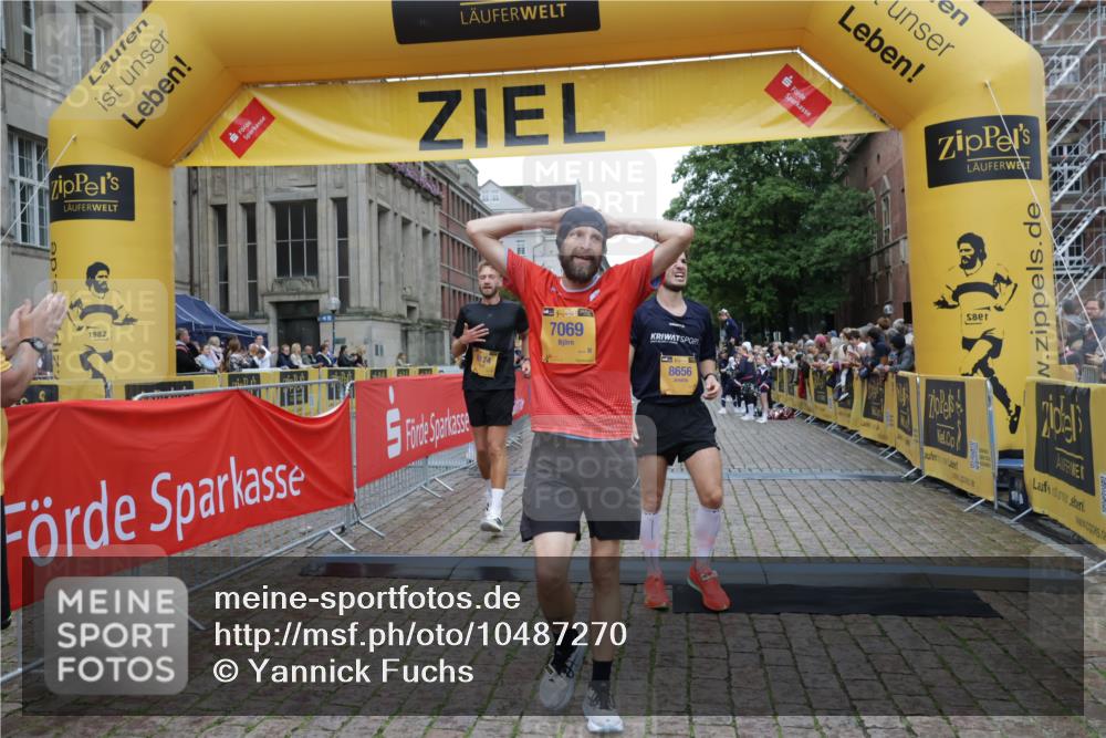 13.09.2026 - Kiel Lauf Yannick Fuchs http://msf.ph/oto/10487270 13.09.2026 10:25:34 Ziel 6585, 6958, 7377, 8566, 10095, 4858, 1625, 2084, 2107, 4463, 8643, 6174, 7069, 7233, 8656 meine-sportfotos.de