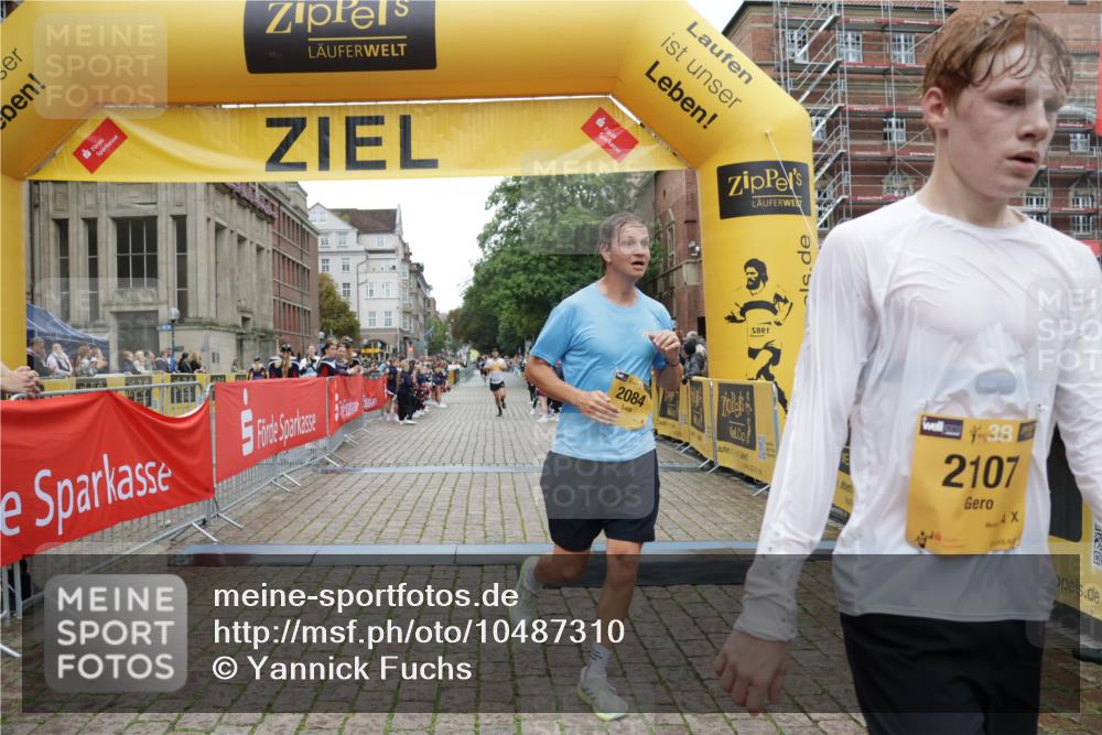 13.09.2026 - Kiel Lauf Yannick Fuchs http://msf.ph/oto/10487310 13.09.2026 10:26:18 Ziel 7294, 10964, 11169, 11348, 1625, 4167, 4463, 5001, 7595, 8643, 9077, 10850, 2244, 4278, 10034, 2084, 2107, 6585, 7377, 8643 meine-sportfotos.de