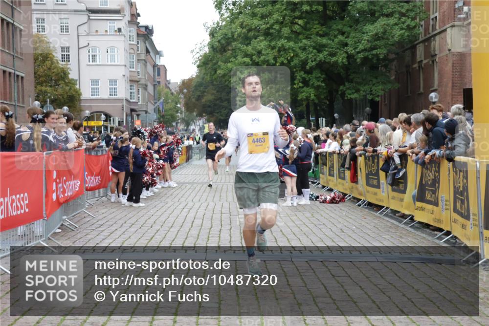 13.09.2026 - Kiel Lauf Yannick Fuchs http://msf.ph/oto/10487320 13.09.2026 10:26:26 Ziel 10034, 10964, 4167, 4463, 5001, 7294, 7595, 9077, 10850, 11169, 11348, 1102, 2244, 4278, 1625, 4463 meine-sportfotos.de