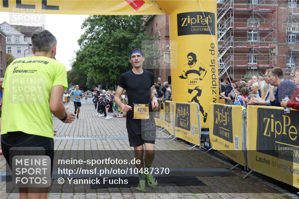 13.09.2026 - Kiel Lauf Yannick Fuchs http://msf.ph/oto/10487370 13.09.2026 10:27:13 Ziel 1773, 1800, 9089, 10435, 12699, 601, 1102, 1717, 3945, 5484, 6509, 9105, 12421, 12738, 1189, 1498, 4564, 6156, 8846, 9835, 10784, 1102, 2244, 4278 meine-sportfotos.de