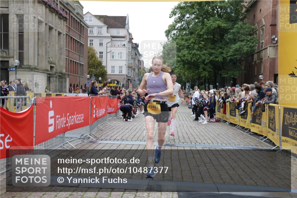 13.09.2026 - Kiel Lauf Yannick Fuchs http://msf.ph/oto/10487377 13.09.2026 10:27:25 Ziel 1189, 1498, 6156, 8846, 10435, 10784, 601, 1773, 1800, 3945, 5484, 6509, 9089, 9105, 12421, 12699, 12738, 531, 4564, 5080, 8276, 9835, 1717, 3945, 12421 meine-sportfotos.de