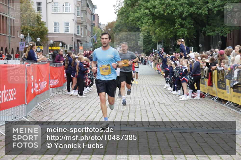 13.09.2026 - Kiel Lauf Yannick Fuchs http://msf.ph/oto/10487385 13.09.2026 10:27:30 Ziel 1189, 1498, 4564, 6156, 8846, 9835, 10784, 601, 1773, 1800, 5484, 6509, 8846, 9089, 9105, 10435, 12699, 12738, 531, 5080, 5513, 8276, 8919, 1717, 3945, 5484, 6509, 12421 meine-sportfotos.de