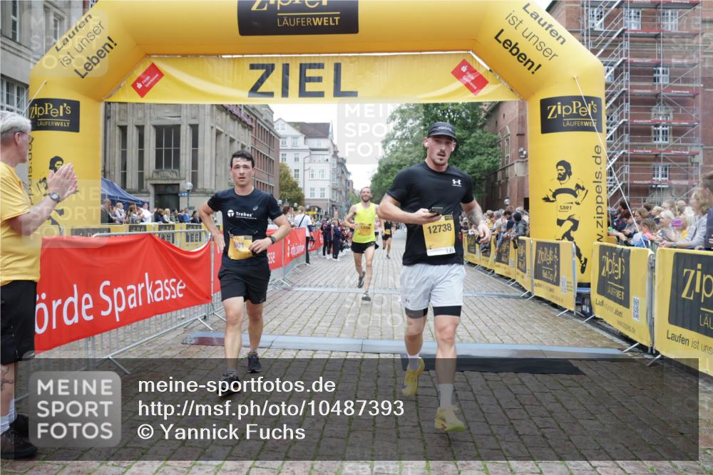 13.09.2026 - Kiel Lauf Yannick Fuchs http://msf.ph/oto/10487393 13.09.2026 10:27:38 Ziel 531, 1498, 4564, 5080, 6156, 8276, 9835, 1189, 1498, 1773, 1800, 6156, 8846, 9089, 10435, 10784, 12699, 5513, 6621, 8919, 10520, 11062, 601, 5484, 6509, 9105, 12699, 12738 meine-sportfotos.de