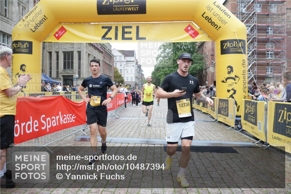 13.09.2026 - Kiel Lauf Yannick Fuchs http://msf.ph/oto/10487394 13.09.2026 10:27:38 Ziel 531, 1498, 4564, 5080, 6156, 8276, 9835, 1189, 1498, 1773, 1800, 6156, 8846, 9089, 10435, 10784, 12699, 5513, 6621, 8919, 10520, 11062, 601, 5484, 6509, 9105, 12699, 12738 meine-sportfotos.de