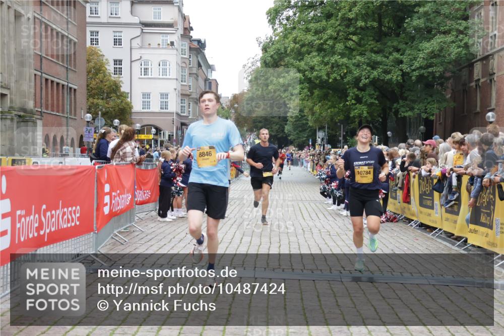 13.09.2026 - Kiel Lauf Yannick Fuchs http://msf.ph/oto/10487424 13.09.2026 10:27:55 Ziel 5124, 5513, 6621, 8919, 10520, 11062, 531, 1189, 1498, 4564, 5080, 6156, 8276, 8846, 9835, 10784, 754, 2181, 2226, 2303, 2814, 3199, 4814, 10468, 10906, 11744, 1189, 8846, 9089, 10435, 10784 meine-sportfotos.de
