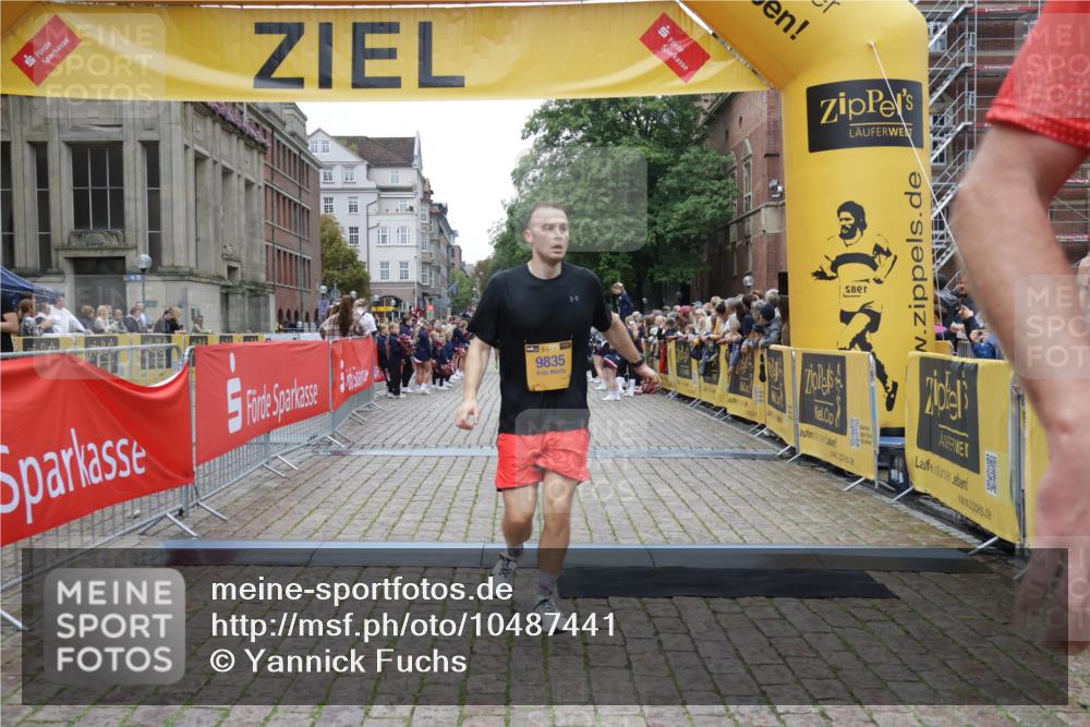 13.09.2026 - Kiel Lauf Yannick Fuchs http://msf.ph/oto/10487441 13.09.2026 10:28:09 Ziel 754, 2181, 2226, 2303, 2814, 3199, 4814, 5124, 10468, 10906, 11744, 531, 5080, 5513, 6621, 8276, 8919, 10520, 11062, 2072, 3518, 6421, 7484, 10260, 12745, 1498, 4564, 6156, 9835 meine-sportfotos.de