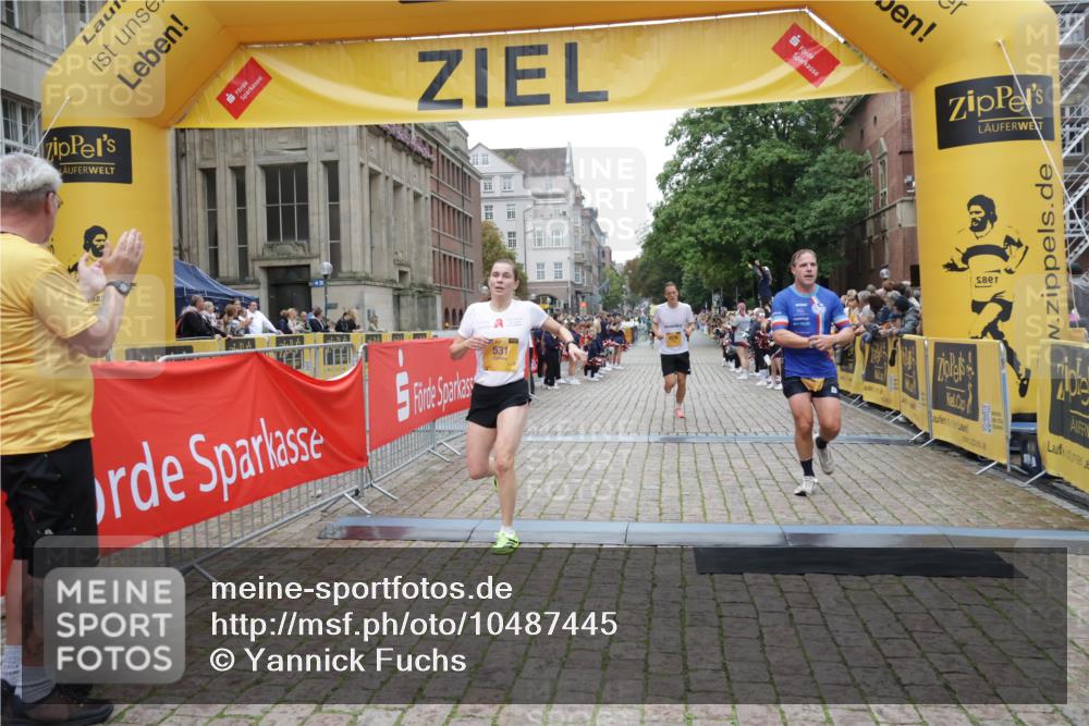 13.09.2026 - Kiel Lauf Yannick Fuchs http://msf.ph/oto/10487445 13.09.2026 10:28:15 Ziel 754, 2181, 2814, 3518, 4814, 10468, 10906, 11744, 12745, 2226, 2303, 3199, 5080, 5124, 5513, 6621, 8276, 8919, 10520, 11062, 11744, 571, 2072, 2606, 3825, 6421, 6673, 7484, 8426, 10260, 11789, 531, 5080, 8276, 9835 meine-sportfotos.de