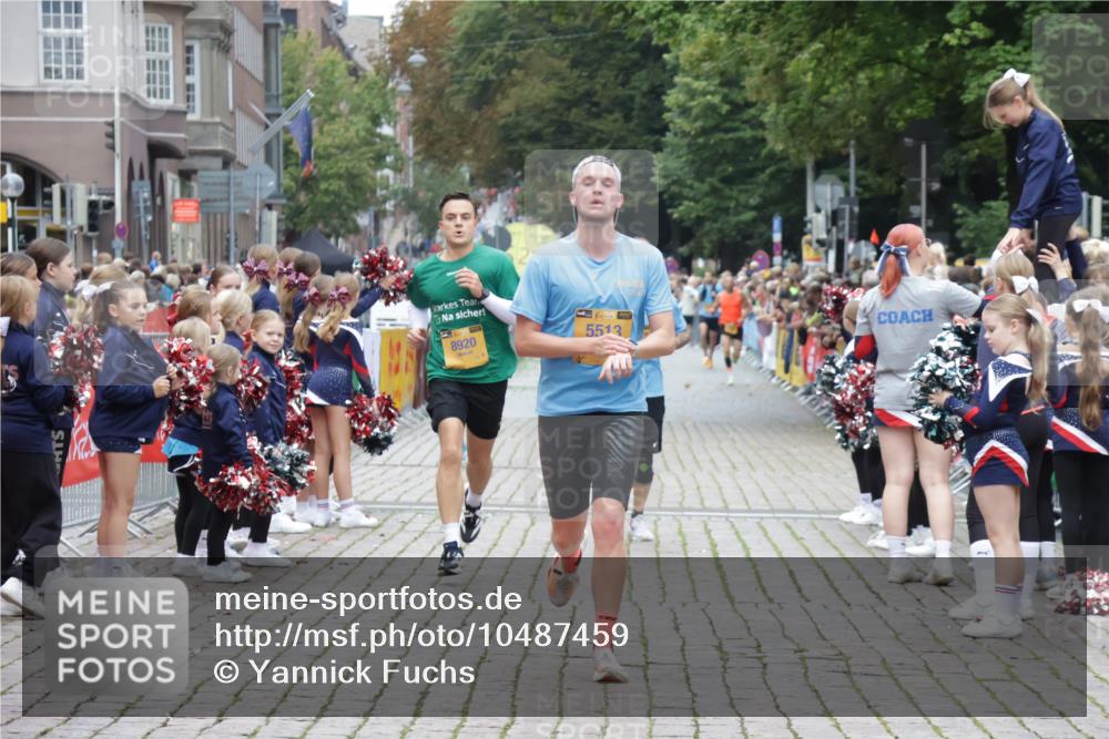 13.09.2026 - Kiel Lauf Yannick Fuchs http://msf.ph/oto/10487459 13.09.2026 10:28:21 Ziel 2181, 3518, 7484, 10260, 10468, 12745, 754, 2181, 2226, 2303, 2814, 3199, 4814, 5124, 5513, 6621, 8919, 10520, 10906, 11062, 11744, 571, 1558, 2072, 2606, 3825, 4356, 6421, 6673, 8426, 11789, 531, 5080, 5513, 8276 meine-sportfotos.de
