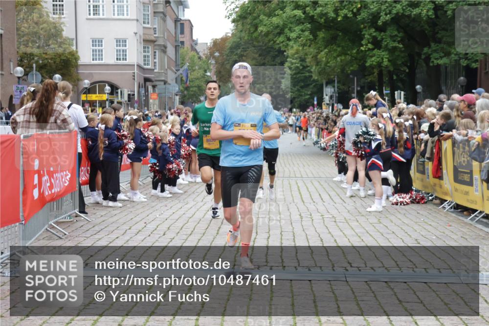 13.09.2026 - Kiel Lauf Yannick Fuchs http://msf.ph/oto/10487461 13.09.2026 10:28:22 Ziel 3518, 7484, 10260, 10468, 12745, 754, 2181, 2226, 2303, 2814, 3199, 4814, 5124, 5513, 6621, 8919, 10520, 10906, 11062, 11744, 571, 760, 1558, 2072, 2606, 3825, 4356, 6421, 6673, 8426, 11701, 11789, 5080, 5513, 8276, 8919 meine-sportfotos.de