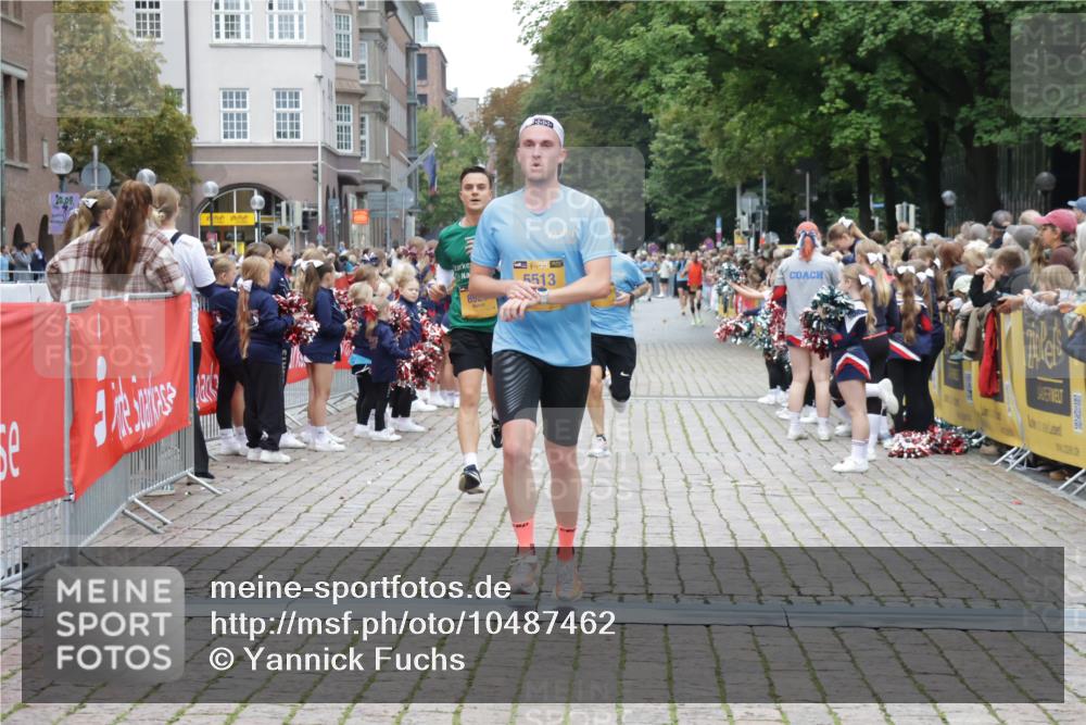 13.09.2026 - Kiel Lauf Yannick Fuchs http://msf.ph/oto/10487462 13.09.2026 10:28:22 Ziel 3518, 7484, 10260, 10468, 12745, 754, 2181, 2226, 2303, 2814, 3199, 4814, 5124, 5513, 6621, 8919, 10520, 10906, 11062, 11744, 571, 760, 1558, 2072, 2606, 3825, 4356, 6421, 6673, 8426, 11701, 11789, 5080, 5513, 8276, 8919 meine-sportfotos.de