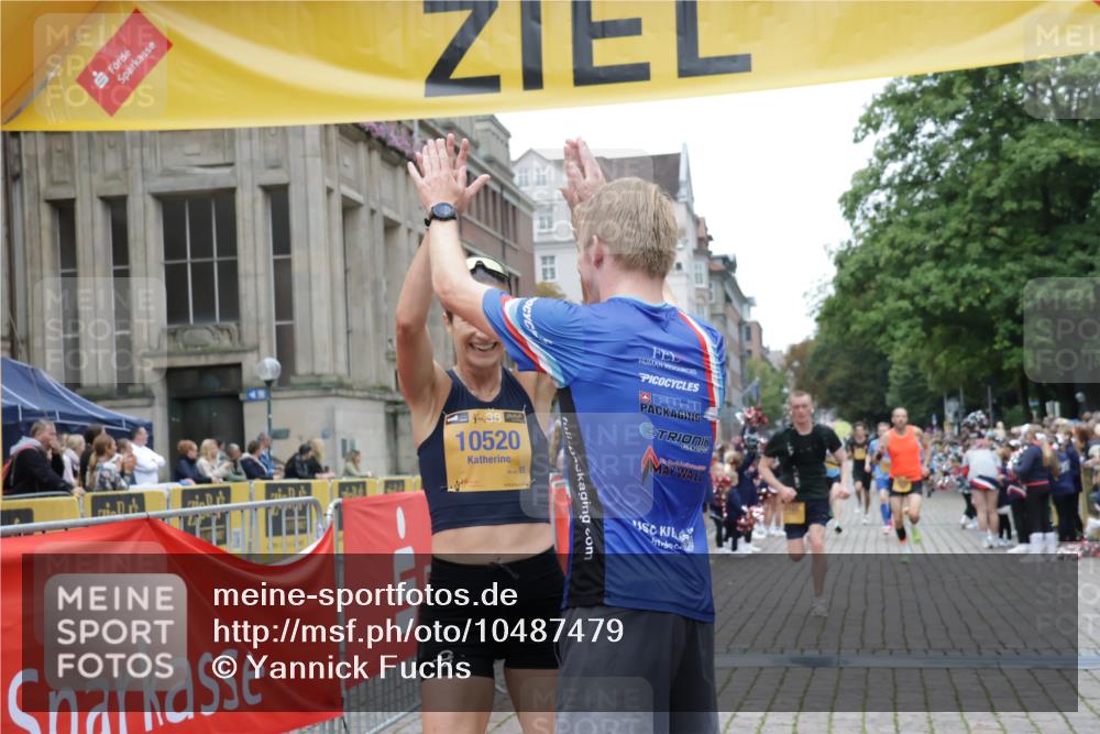 13.09.2026 - Kiel Lauf Yannick Fuchs http://msf.ph/oto/10487479 13.09.2026 10:28:34 Ziel 571, 1558, 2072, 2606, 3825, 4356, 6421, 6673, 7484, 8426, 11789, 754, 2181, 2226, 2303, 2814, 3199, 3518, 4814, 5124, 7484, 10260, 10468, 10906, 11744, 12745, 369, 760, 2673, 3756, 4054, 7096, 7361, 9704, 11701, 11786, 12308, 2226, 5124, 6621, 10520 meine-sportfotos.de