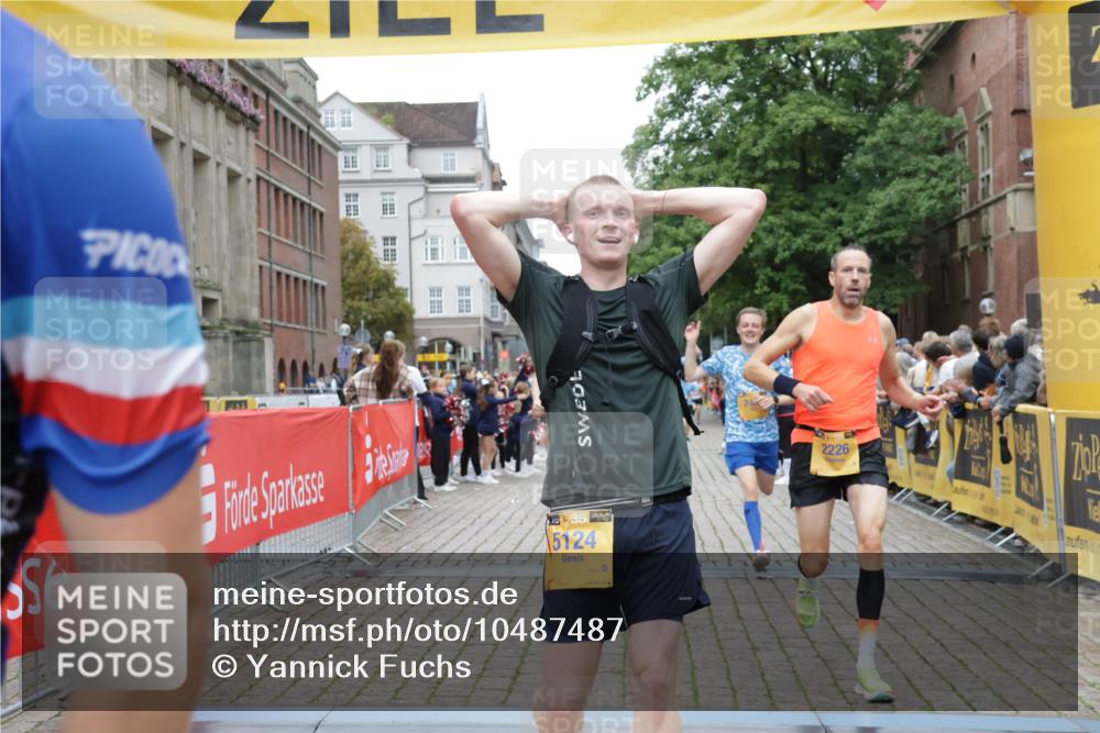 13.09.2026 - Kiel Lauf Yannick Fuchs http://msf.ph/oto/10487487 13.09.2026 10:28:37 Ziel 571, 760, 1558, 2072, 2606, 3825, 4356, 6421, 6673, 8426, 11701, 11789, 754, 2181, 2226, 2303, 2814, 3199, 3518, 4814, 7484, 10260, 10468, 10906, 11744, 12745, 369, 2673, 3756, 4054, 5213, 7096, 7361, 8581, 9704, 11278, 11786, 12308, 2226, 2303, 3199, 5124, 11744 meine-sportfotos.de
