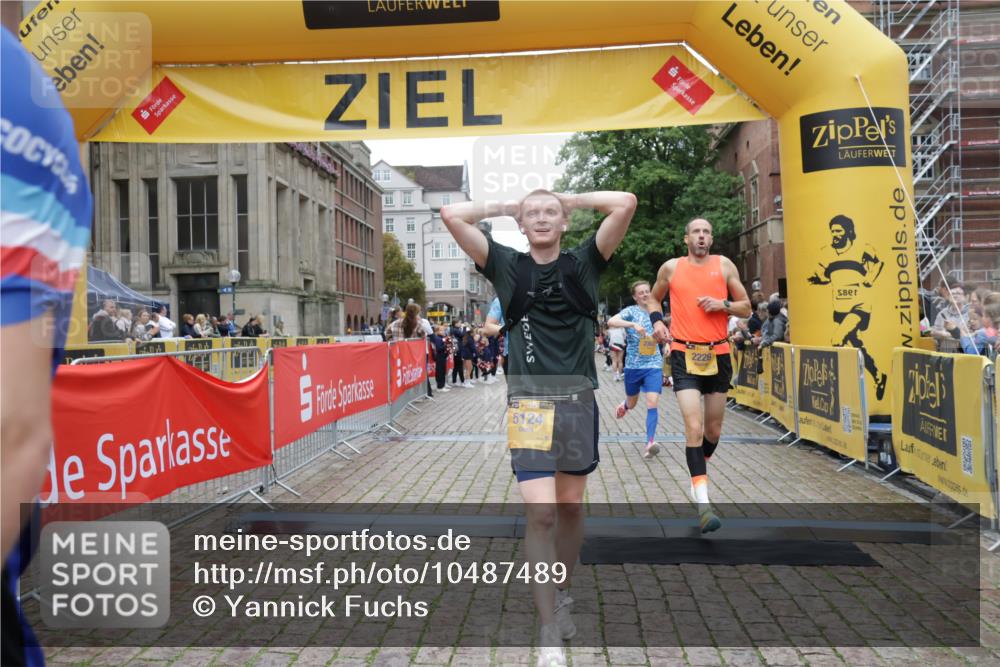 13.09.2026 - Kiel Lauf Yannick Fuchs http://msf.ph/oto/10487489 13.09.2026 10:28:38 Ziel 571, 760, 1558, 2072, 2606, 3825, 4356, 6421, 6673, 8426, 11701, 11789, 754, 2181, 2303, 2814, 3199, 3518, 4814, 7484, 10260, 10468, 10906, 11744, 12745, 369, 2673, 3756, 4054, 5213, 7096, 7361, 8581, 9704, 11278, 11786, 12308, 2226, 2303, 3199, 5124, 10906, 11744 meine-sportfotos.de