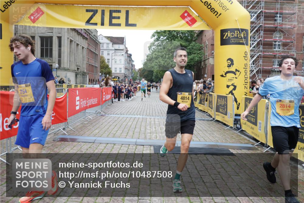 13.09.2026 - Kiel Lauf Yannick Fuchs http://msf.ph/oto/10487508 13.09.2026 10:28:45 Ziel 369, 760, 1558, 3756, 4054, 4356, 7096, 7361, 8426, 9704, 11701, 11789, 12308, 571, 2072, 2181, 2606, 3518, 3825, 6421, 6673, 7484, 8426, 10260, 10468, 11789, 12745, 1514, 2152, 2673, 3370, 3951, 4410, 5213, 7426, 8581, 10163, 10539, 10547, 11278, 11786, 754, 2181, 2303, 2814, 3199, 4814, 10468, 10906, 11744 meine-sportfotos.de