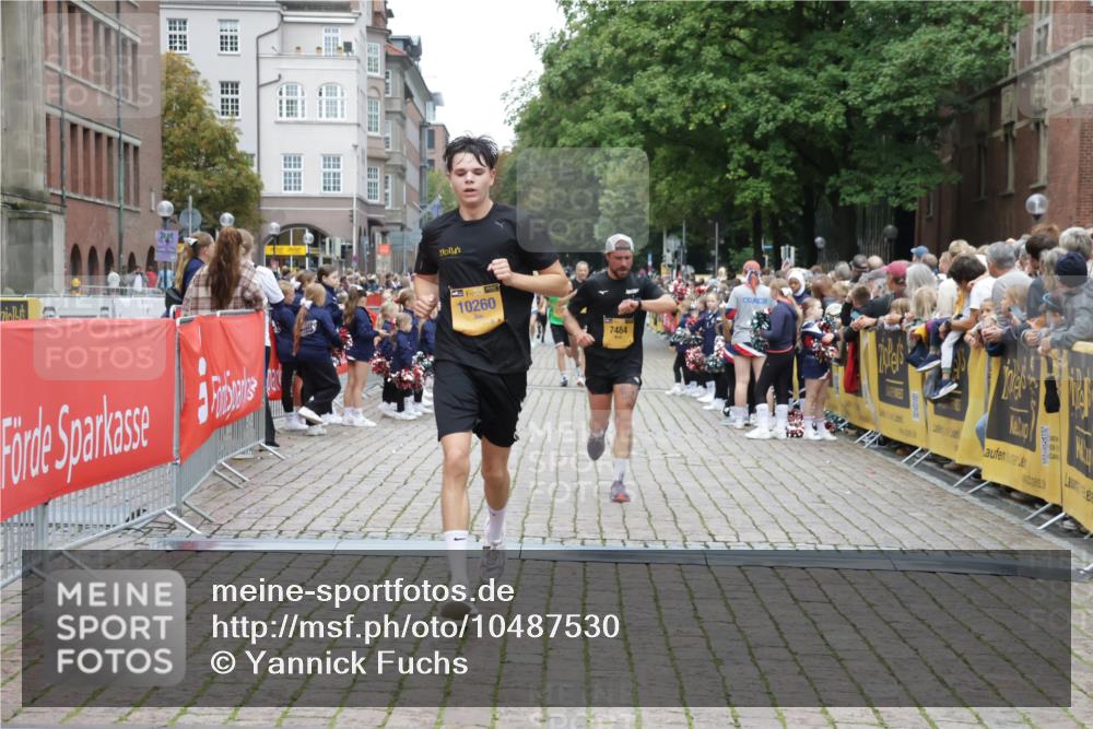 13.09.2026 - Kiel Lauf Yannick Fuchs http://msf.ph/oto/10487530 13.09.2026 10:28:58 Ziel 1514, 2152, 2673, 3951, 4054, 4410, 5213, 7426, 8581, 10163, 10539, 10547, 11278, 11786, 369, 571, 760, 1558, 2072, 2606, 3756, 3825, 4356, 6421, 6673, 7096, 7361, 7484, 8426, 9704, 10260, 11701, 11789, 12308, 296, 494, 1716, 1828, 1891, 3370, 3926, 4190, 4470, 5584, 8072, 10358, 11855, 12125, 3518, 7484, 10260, 12745 meine-sportfotos.de