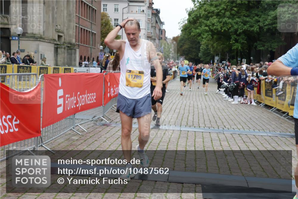 13.09.2026 - Kiel Lauf Yannick Fuchs http://msf.ph/oto/10487562 13.09.2026 10:29:13 Ziel 296, 494, 1514, 1716, 1828, 1891, 2152, 3370, 3926, 4190, 4470, 5584, 7426, 8072, 10358, 11855, 12125, 369, 760, 1514, 2152, 2673, 3756, 3951, 4054, 4356, 4410, 5213, 7096, 7361, 7426, 8581, 9704, 10163, 10539, 10547, 11278, 11701, 11786, 12308, 408, 878, 4336, 4744, 5143, 9984, 10233, 10630, 11222, 11462, 11594, 12093, 12332, 571, 1558, 2606, 3825, 4356, 6673, 8426, 11789 meine-sportfotos.de