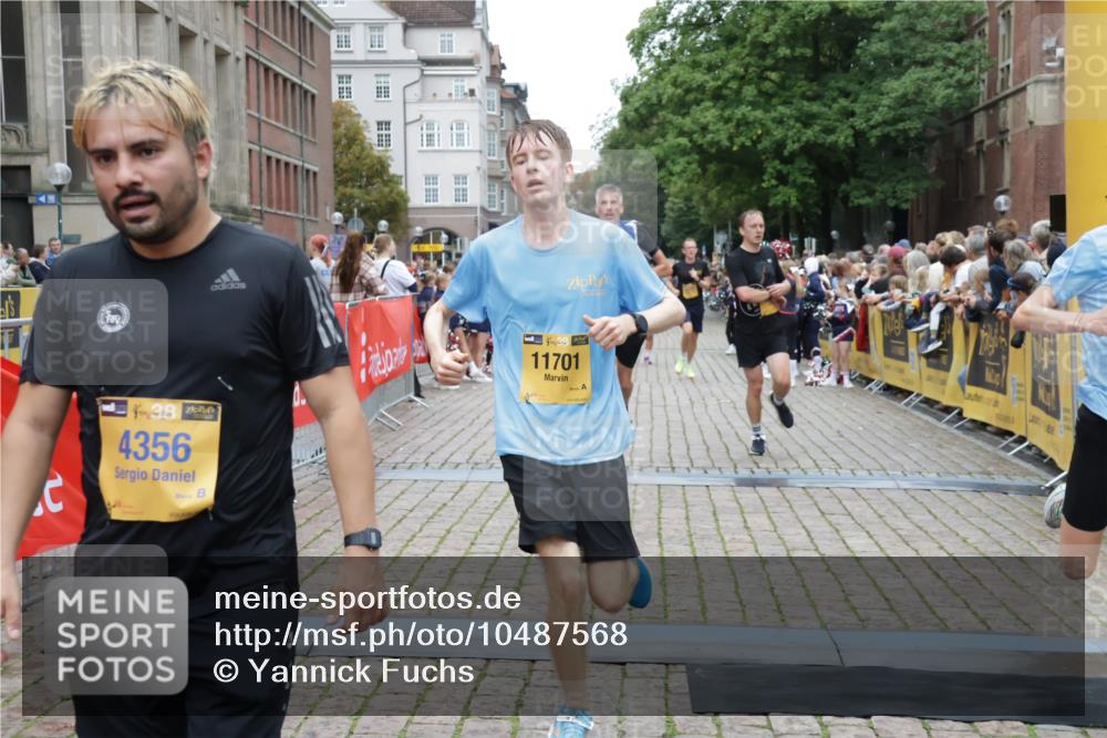 13.09.2026 - Kiel Lauf Yannick Fuchs http://msf.ph/oto/10487568 13.09.2026 10:29:18 Ziel 296, 408, 494, 1828, 1891, 3926, 4470, 4744, 5584, 8072, 10358, 10630, 11855, 12332, 369, 1514, 1716, 2152, 2673, 3370, 3756, 3951, 4054, 4190, 4410, 4470, 5213, 7096, 7361, 7426, 8581, 9704, 10163, 10539, 10547, 11278, 11786, 12125, 12308, 259, 878, 3177, 4336, 5143, 9984, 10233, 10624, 11222, 11462, 11594, 12093, 12675, 760, 1558, 4356, 7361, 9704, 11701, 12308 meine-sportfotos.de
