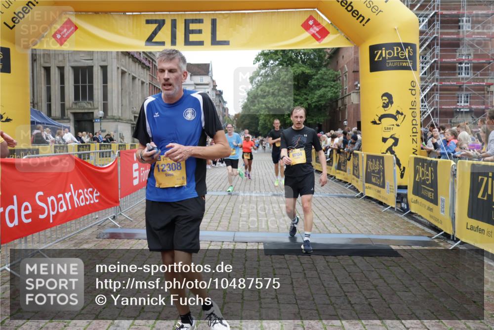 13.09.2026 - Kiel Lauf Yannick Fuchs http://msf.ph/oto/10487575 13.09.2026 10:29:20 Ziel 296, 408, 494, 1828, 1891, 3926, 4744, 5143, 5584, 10358, 10630, 11594, 11855, 12332, 369, 1514, 1716, 2152, 2673, 3370, 3756, 3951, 4054, 4190, 4410, 4470, 5213, 7096, 7361, 7426, 8072, 8581, 10163, 10539, 10547, 11278, 11786, 12125, 259, 878, 3177, 4336, 9984, 10233, 10624, 11222, 11462, 12093, 12675, 369, 760, 3756, 4356, 7096, 7361, 9704, 11701, 12308 meine-sportfotos.de