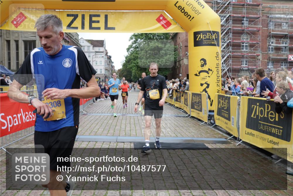 13.09.2026 - Kiel Lauf Yannick Fuchs http://msf.ph/oto/10487577 13.09.2026 10:29:21 Ziel 296, 408, 494, 1828, 1891, 3926, 4744, 5143, 5584, 9984, 10358, 10630, 11222, 11462, 11594, 11855, 12332, 369, 1514, 1716, 2152, 2673, 3370, 3756, 3926, 3951, 4054, 4190, 4410, 4470, 5213, 7096, 7361, 7426, 8072, 8581, 10163, 10539, 10547, 11278, 11786, 12125, 259, 878, 3177, 4336, 6126, 10233, 10624, 12093, 12119, 12675, 369, 760, 3756, 4054, 4356, 7096, 7361, 9704, 11701, 12308 meine-sportfotos.de
