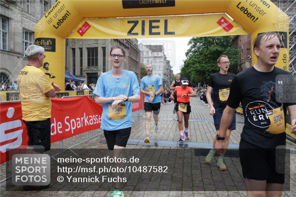13.09.2026 - Kiel Lauf Yannick Fuchs http://msf.ph/oto/10487582 13.09.2026 10:29:23 Ziel 296, 408, 494, 1828, 1891, 4744, 5143, 5584, 9984, 10233, 10358, 10630, 11222, 11462, 11594, 11855, 12332, 494, 1514, 1716, 1891, 2152, 2673, 3370, 3926, 3951, 4054, 4190, 4410, 4470, 5213, 5584, 7426, 8072, 8581, 10163, 10539, 10547, 11278, 11786, 11855, 12125, 259, 878, 3177, 4336, 6126, 10624, 12093, 12119, 12290, 12675, 369, 760, 3756, 4054, 7096, 7361, 9704, 11701, 11786, 12308 meine-sportfotos.de
