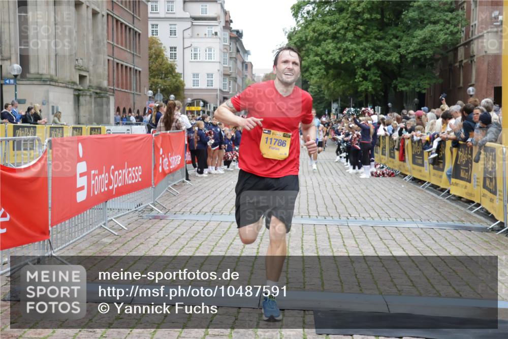 13.09.2026 - Kiel Lauf Yannick Fuchs http://msf.ph/oto/10487591 13.09.2026 10:29:26 Ziel 408, 1828, 4744, 5143, 9984, 10233, 10358, 10630, 11222, 11462, 11594, 12332, 296, 494, 1514, 1716, 1891, 2152, 2673, 3370, 3926, 3951, 4190, 4410, 4470, 5213, 5584, 7426, 8072, 8581, 10163, 10539, 10547, 11278, 11786, 11855, 12125, 259, 878, 3177, 4336, 5624, 6126, 6169, 10624, 12093, 12119, 12290, 12591, 12675, 369, 2673, 3756, 4054, 7096, 7361, 9704, 11786, 12308 meine-sportfotos.de