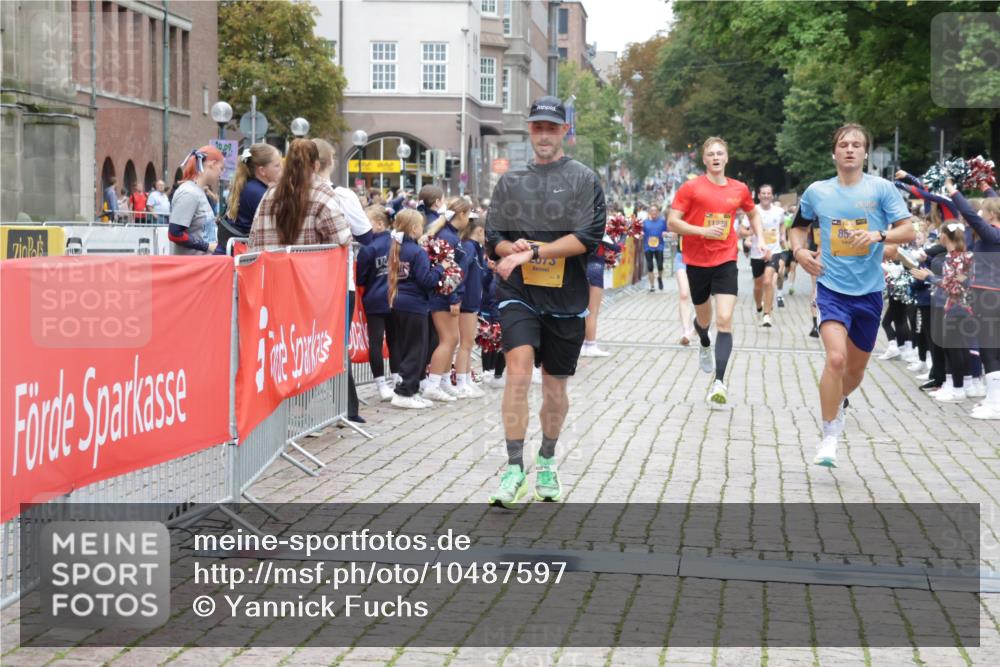 13.09.2026 - Kiel Lauf Yannick Fuchs http://msf.ph/oto/10487597 13.09.2026 10:29:28 Ziel 408, 878, 1828, 4336, 4744, 5143, 9984, 10233, 10358, 10630, 11222, 11462, 11594, 12093, 12332, 296, 494, 1514, 1716, 1828, 1891, 2152, 2673, 3370, 3926, 3951, 4190, 4410, 4470, 5213, 5584, 7426, 8072, 8581, 10163, 10358, 10539, 10547, 11278, 11855, 12125, 259, 3177, 5624, 6126, 6169, 10624, 12119, 12290, 12591, 12675, 369, 2673, 3756, 4054, 5213, 7096, 7361, 8581, 11278, 11786 meine-sportfotos.de