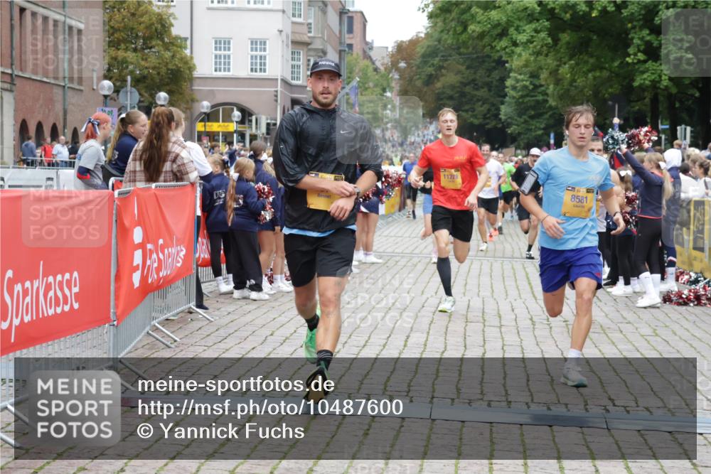 13.09.2026 - Kiel Lauf Yannick Fuchs http://msf.ph/oto/10487600 13.09.2026 10:29:29 Ziel 408, 878, 3177, 4336, 4744, 5143, 9984, 10233, 10630, 11222, 11462, 11594, 12093, 12332, 296, 494, 1514, 1716, 1828, 1891, 2152, 2673, 3370, 3926, 3951, 4190, 4410, 4470, 5213, 5584, 7426, 8072, 8581, 10163, 10358, 10539, 10547, 10630, 11278, 11855, 12125, 259, 5624, 6126, 6169, 8140, 10624, 12119, 12290, 12591, 12675, 369, 2673, 3756, 4054, 5213, 7096, 8581, 11278, 11786 meine-sportfotos.de