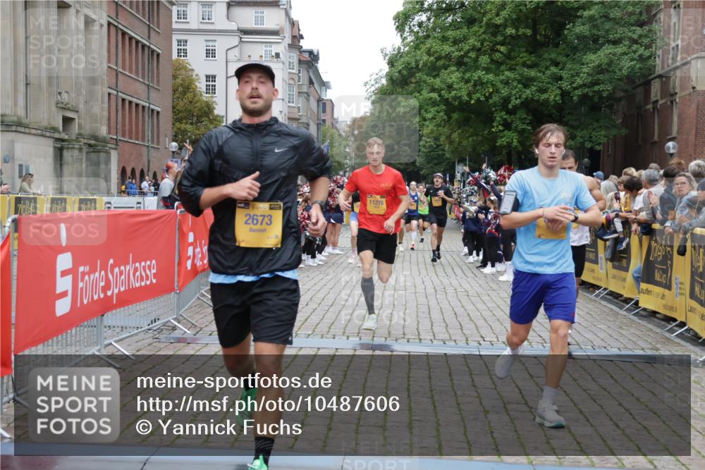13.09.2026 - Kiel Lauf Yannick Fuchs http://msf.ph/oto/10487606 13.09.2026 10:29:30 Ziel 408, 878, 3177, 4336, 4744, 5143, 9984, 10233, 10624, 11222, 11462, 11594, 12093, 12332, 12675, 296, 494, 1514, 1716, 1828, 1891, 2152, 3370, 3926, 3951, 4190, 4410, 4470, 5213, 5584, 7426, 8072, 8581, 10163, 10358, 10539, 10547, 10630, 11278, 11855, 12125, 259, 5624, 6126, 6169, 8140, 12119, 12290, 12591, 2673, 4054, 5213, 8581, 11278, 11786 meine-sportfotos.de