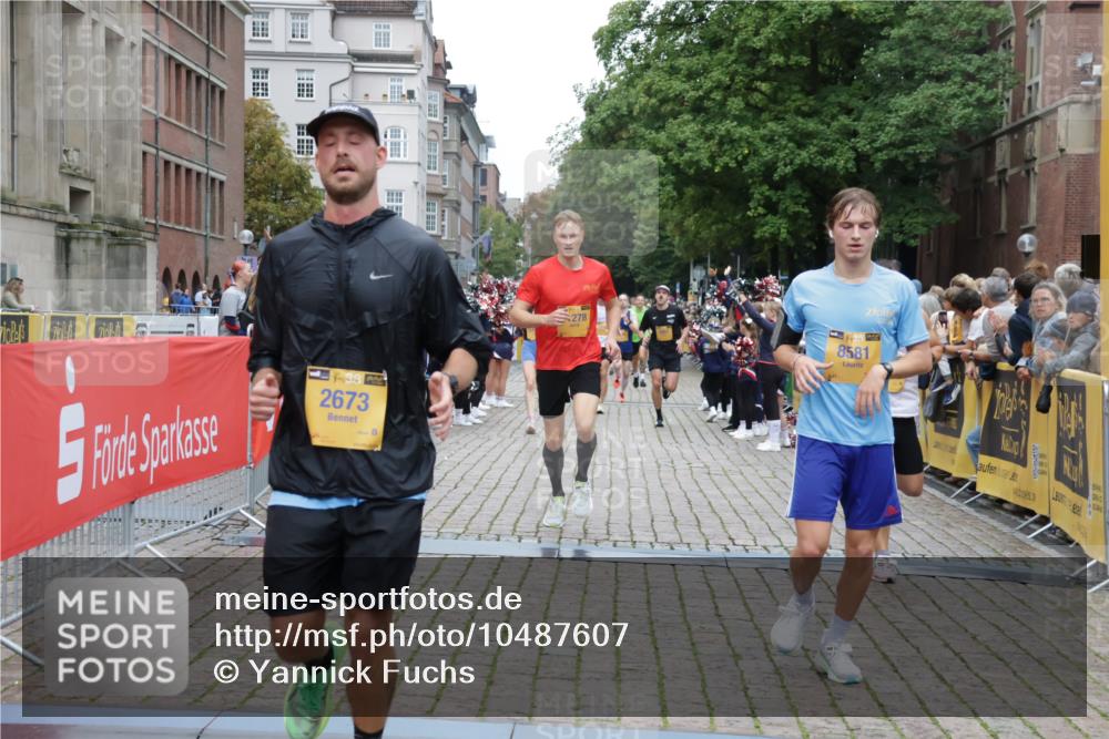 13.09.2026 - Kiel Lauf Yannick Fuchs http://msf.ph/oto/10487607 13.09.2026 10:29:30 Ziel 408, 878, 3177, 4336, 4744, 5143, 9984, 10233, 10624, 11222, 11462, 11594, 12093, 12332, 12675, 296, 494, 1514, 1716, 1828, 1891, 2152, 3370, 3926, 3951, 4190, 4410, 4470, 5213, 5584, 7426, 8072, 8581, 10163, 10358, 10539, 10547, 10630, 11278, 11855, 12125, 259, 5624, 6126, 6169, 8140, 12119, 12290, 12591, 2673, 4054, 5213, 8581, 11278, 11786 meine-sportfotos.de
