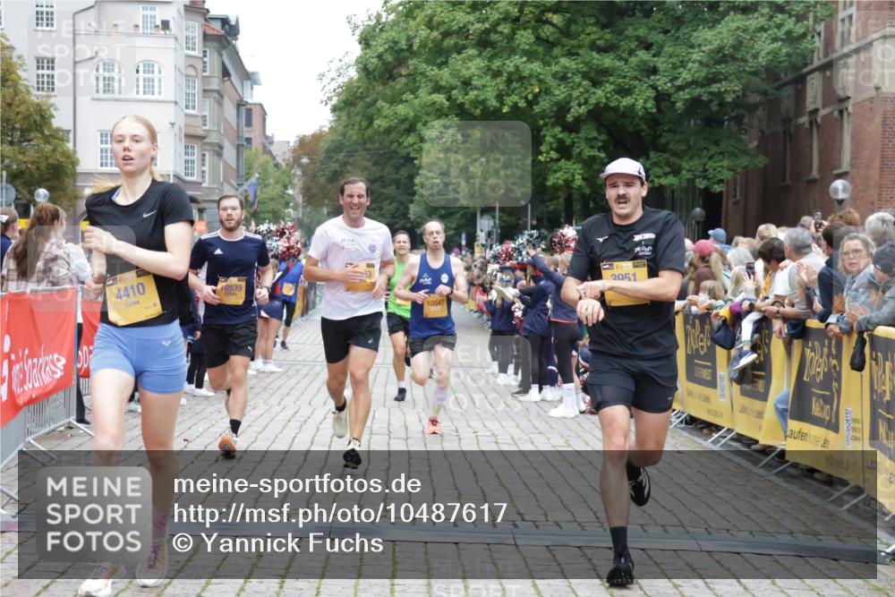 13.09.2026 - Kiel Lauf Yannick Fuchs http://msf.ph/oto/10487617 13.09.2026 10:29:34 Ziel 259, 878, 3177, 4336, 5143, 9984, 10233, 10624, 11222, 11462, 11594, 12093, 12675, 296, 408, 494, 1514, 1716, 1828, 1891, 2152, 3370, 3926, 3951, 4190, 4410, 4470, 4744, 5584, 7426, 8072, 10163, 10358, 10539, 10547, 10630, 11855, 12125, 12332, 5624, 6126, 6169, 8140, 10476, 12119, 12290, 12591, 2673, 3951, 4410, 5213, 8581, 10163, 10539, 10547, 11278 meine-sportfotos.de