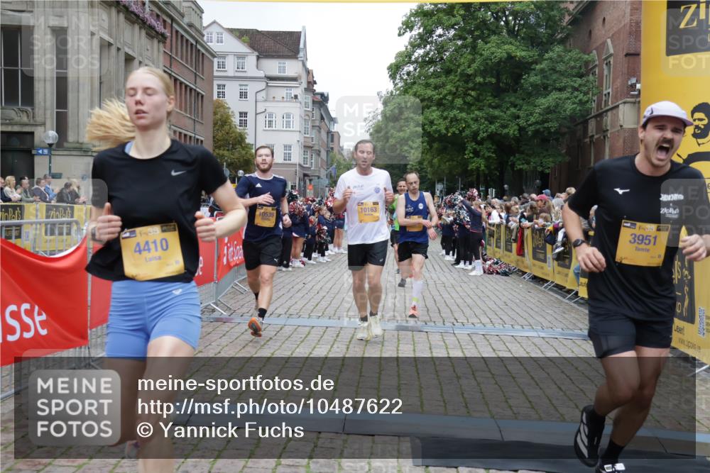 13.09.2026 - Kiel Lauf Yannick Fuchs http://msf.ph/oto/10487622 13.09.2026 10:29:35 Ziel 259, 878, 3177, 4336, 5143, 9984, 10233, 10624, 11222, 11462, 11594, 12093, 12675, 296, 408, 494, 1514, 1716, 1828, 1891, 2152, 3370, 3926, 4190, 4470, 4744, 5143, 5584, 7426, 8072, 10163, 10358, 10539, 10547, 10630, 11594, 11855, 12125, 12332, 5624, 6126, 6169, 8140, 10476, 12119, 12290, 12591, 1514, 2152, 2673, 3951, 4410, 5213, 7426, 8581, 10163, 10539, 10547, 11278 meine-sportfotos.de