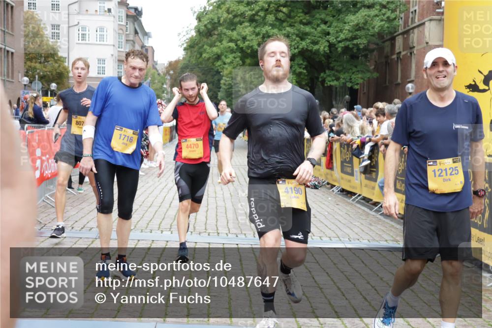 13.09.2026 - Kiel Lauf Yannick Fuchs http://msf.ph/oto/10487647 13.09.2026 10:29:43 Ziel 259, 3177, 4336, 5624, 6126, 6169, 10624, 12093, 12119, 12290, 12591, 12675, 296, 408, 494, 878, 1828, 1891, 3926, 4336, 4470, 4744, 5143, 5584, 8072, 9984, 10233, 10358, 10630, 11222, 11462, 11594, 11855, 12093, 12332, 3826, 5864, 8140, 9584, 10476, 12737, 1514, 1716, 2152, 3370, 3926, 4190, 4470, 7426, 8072, 10163, 10539, 10547, 12125 meine-sportfotos.de