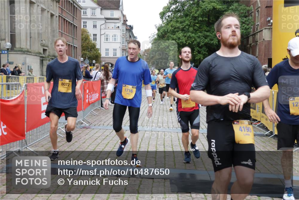 13.09.2026 - Kiel Lauf Yannick Fuchs http://msf.ph/oto/10487650 13.09.2026 10:29:44 Ziel 259, 3177, 5624, 6126, 6169, 8140, 10624, 12119, 12290, 12591, 12675, 296, 408, 494, 878, 1828, 1891, 3177, 3926, 4336, 4744, 5143, 5584, 8072, 9984, 10233, 10358, 10630, 11222, 11462, 11594, 11855, 12093, 12332, 3826, 5864, 9584, 10476, 12737, 1514, 1716, 2152, 3370, 3926, 4190, 4470, 7426, 8072, 12125 meine-sportfotos.de