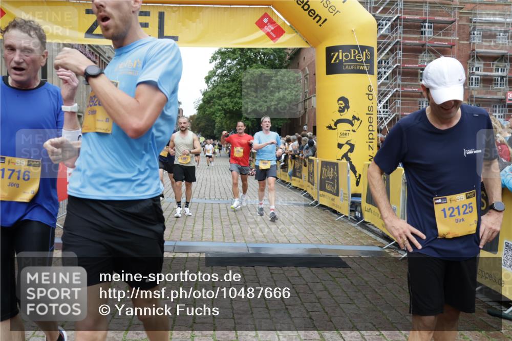 13.09.2026 - Kiel Lauf Yannick Fuchs http://msf.ph/oto/10487666 13.09.2026 10:29:48 Ziel 5624, 6126, 6169, 8140, 12119, 12290, 12591, 259, 296, 408, 494, 878, 1828, 1891, 3177, 4336, 4744, 5143, 5584, 9984, 10233, 10358, 10624, 10630, 11222, 11462, 11594, 11855, 12093, 12332, 12675, 3826, 5082, 5575, 5864, 8582, 9584, 10476, 12737, 296, 494, 1716, 1891, 3926, 4190, 4470, 5584, 8072, 11855, 12125 meine-sportfotos.de