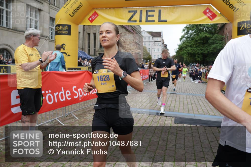 13.09.2026 - Kiel Lauf Yannick Fuchs http://msf.ph/oto/10487681 13.09.2026 10:29:55 Ziel 5624, 5864, 6169, 8140, 9584, 10476, 12591, 12737, 259, 408, 878, 3177, 4336, 4744, 5143, 6126, 6169, 9984, 10233, 10624, 11222, 11462, 11594, 12093, 12119, 12290, 12332, 12591, 12675, 563, 3826, 4837, 5082, 5575, 7152, 7691, 7818, 8582, 9644, 296, 408, 494, 1828, 1891, 4744, 5584, 10358, 10630, 11855, 12332 meine-sportfotos.de
