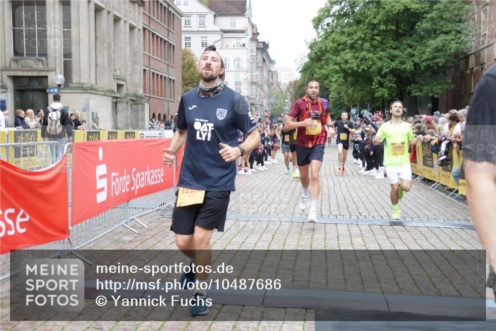 13.09.2026 - Kiel Lauf Yannick Fuchs http://msf.ph/oto/10487686 13.09.2026 10:29:58 Ziel 3826, 5864, 8140, 9584, 10476, 12737, 259, 408, 878, 3177, 4336, 4744, 5143, 5624, 6126, 6169, 9984, 10233, 10624, 11222, 11462, 11594, 12093, 12119, 12290, 12591, 12675, 556, 563, 4837, 5082, 5575, 7152, 7691, 7818, 8582, 9644, 9669, 10019, 408, 1828, 4744, 5143, 9984, 10358, 10630, 11222, 11462, 11594, 12332 meine-sportfotos.de