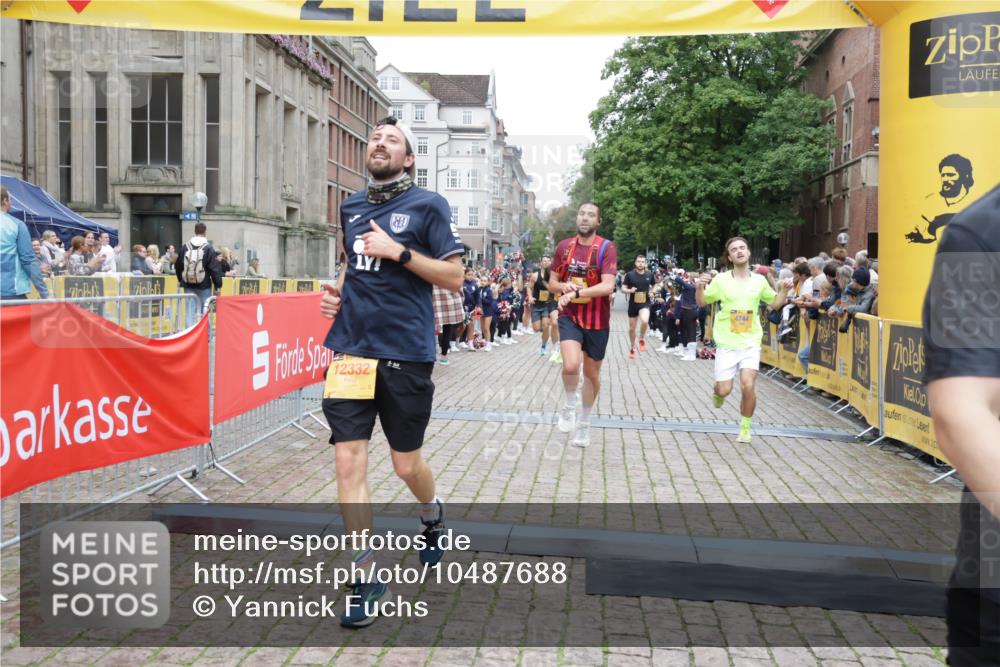 13.09.2026 - Kiel Lauf Yannick Fuchs http://msf.ph/oto/10487688 13.09.2026 10:29:58 Ziel 3826, 5864, 8140, 9584, 10476, 12737, 259, 408, 878, 3177, 4336, 4744, 5143, 5624, 6126, 6169, 9984, 10233, 10624, 11222, 11462, 11594, 12093, 12119, 12290, 12591, 12675, 556, 563, 4837, 5082, 5575, 7152, 7691, 7818, 8582, 9644, 9669, 10019, 408, 1828, 4744, 5143, 9984, 10358, 10630, 11222, 11462, 11594, 12332 meine-sportfotos.de