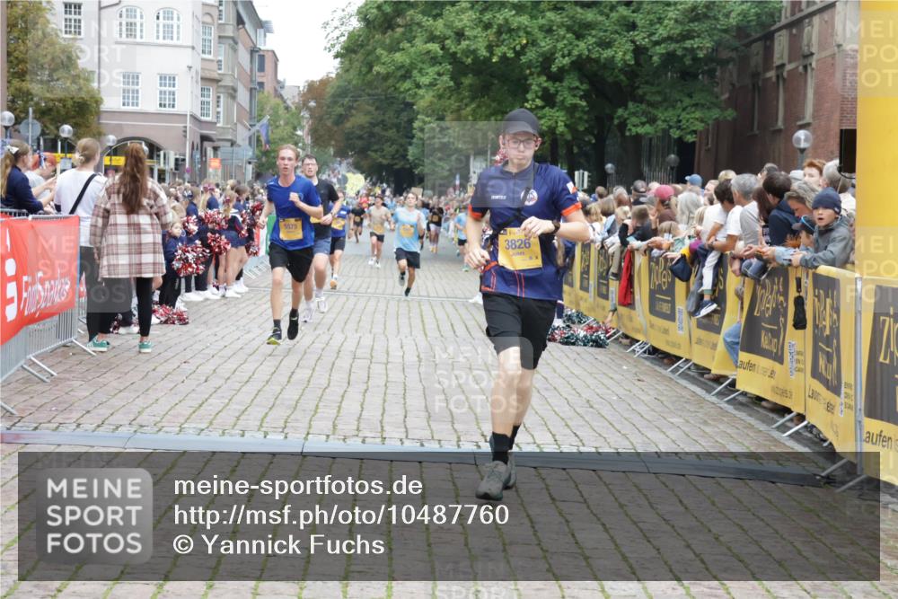 13.09.2026 - Kiel Lauf Yannick Fuchs http://msf.ph/oto/10487760 13.09.2026 10:30:38 Ziel 314, 457, 629, 1203, 2149, 2379, 2441, 2756, 4287, 5592, 5745, 5967, 6291, 7703, 8862, 9060, 10368, 11237, 556, 563, 1203, 1454, 1734, 2762, 3826, 4438, 4471, 4477, 4837, 5082, 5384, 5575, 7152, 7691, 7818, 7844, 8122, 8582, 9644, 9669, 10019, 10129, 11781, 12491, 1574, 1726, 3298, 4933, 5268, 6450, 9866, 9868, 10543, 12566, 3826, 5575, 5864, 9584, 12737 meine-sportfotos.de