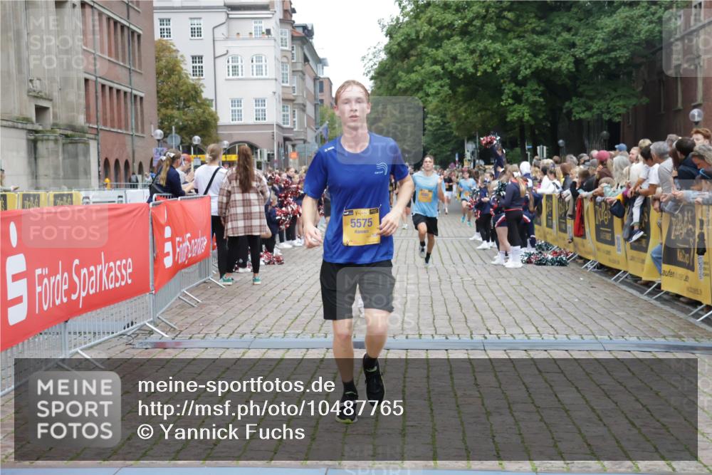 13.09.2026 - Kiel Lauf Yannick Fuchs http://msf.ph/oto/10487765 13.09.2026 10:30:40 Ziel 314, 457, 2149, 2379, 2441, 2756, 4287, 5268, 5592, 5745, 6291, 7703, 8862, 9060, 10368, 11237, 556, 563, 629, 1203, 1454, 1734, 2762, 4438, 4471, 4477, 4837, 5082, 5384, 5575, 5967, 7152, 7691, 7818, 7844, 8122, 8582, 9644, 9669, 10019, 10129, 11781, 12491, 419, 1574, 1726, 3298, 4933, 6450, 9866, 9868, 9919, 10543, 11040, 12566, 3826, 5082, 5575, 5864, 8582, 9584 meine-sportfotos.de