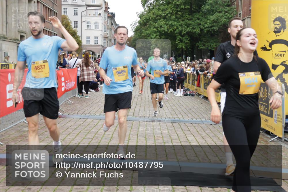 13.09.2026 - Kiel Lauf Yannick Fuchs http://msf.ph/oto/10487795 13.09.2026 10:30:51 Ziel 1574, 1726, 3298, 4933, 5268, 6291, 6450, 8862, 9866, 9868, 10543, 12566, 314, 457, 556, 629, 1203, 1454, 1734, 2149, 2379, 2441, 2756, 2762, 4287, 4438, 4471, 4477, 5384, 5592, 5745, 5967, 6291, 7703, 7844, 8122, 8862, 9060, 9669, 10019, 10129, 10368, 11237, 11781, 12491, 419, 967, 1187, 5612, 7330, 9919, 11040, 11669, 556, 563, 4471, 4477, 4837, 7152, 7691, 7818, 9644, 9669, 10019, 10129, 11781, 12491 meine-sportfotos.de