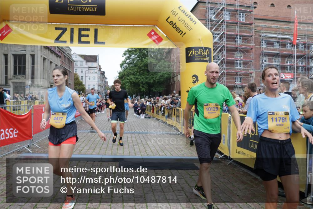 13.09.2026 - Kiel Lauf Yannick Fuchs http://msf.ph/oto/10487814 13.09.2026 10:30:57 Ziel 419, 967, 1187, 1574, 1726, 3298, 4933, 6450, 9866, 9868, 9919, 10543, 11040, 11669, 12566, 314, 457, 629, 1203, 1454, 1734, 2149, 2379, 2441, 2756, 4287, 4438, 5268, 5384, 5592, 5745, 5967, 6291, 7703, 7844, 8122, 8862, 9060, 9866, 9868, 10368, 11237, 227, 1834, 2256, 4771, 5035, 5251, 5612, 7024, 7330, 10780, 556, 1454, 2762, 4438, 4471, 4477, 5384, 9669, 10019, 10129, 11781, 12491 meine-sportfotos.de