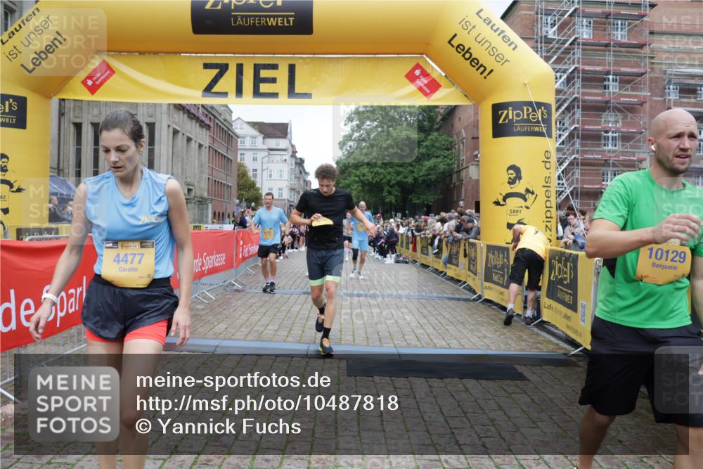 13.09.2026 - Kiel Lauf Yannick Fuchs http://msf.ph/oto/10487818 13.09.2026 10:30:57 Ziel 419, 967, 1187, 1574, 1726, 3298, 4933, 6450, 9866, 9868, 9919, 10543, 11040, 11669, 12566, 314, 457, 629, 1203, 1454, 1734, 2149, 2379, 2441, 2756, 4287, 4438, 5268, 5384, 5592, 5745, 5967, 6291, 7703, 7844, 8122, 8862, 9060, 9866, 9868, 10368, 11237, 227, 1834, 2256, 4771, 5035, 5251, 5612, 7024, 7330, 10780, 556, 1454, 2762, 4438, 4471, 4477, 5384, 9669, 10019, 10129, 11781, 12491 meine-sportfotos.de