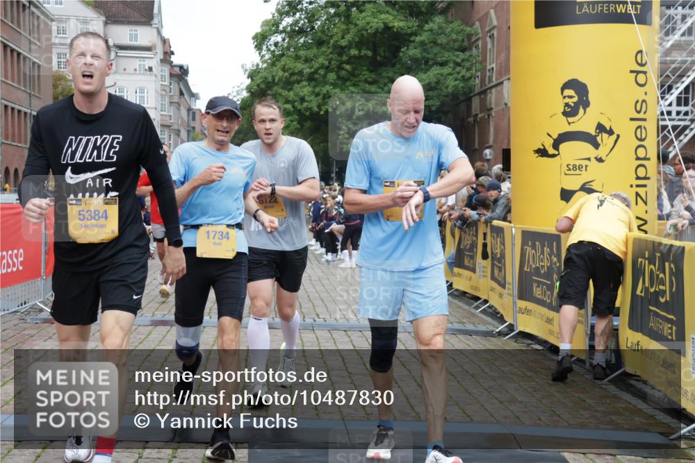 13.09.2026 - Kiel Lauf Yannick Fuchs http://msf.ph/oto/10487830 13.09.2026 10:31:01 Ziel 419, 967, 1187, 1574, 3298, 4933, 6450, 9919, 10543, 11040, 11669, 314, 457, 629, 1203, 1726, 1734, 2149, 2379, 2441, 2756, 4287, 5268, 5592, 5745, 5967, 6291, 7703, 7844, 8122, 8862, 9060, 9866, 9868, 10368, 11237, 12566, 227, 1834, 2256, 4771, 5035, 5251, 5612, 7024, 7330, 7402, 7863, 8496, 10780, 629, 1203, 1454, 1734, 2762, 4438, 4471, 4477, 5384, 5967, 7844, 8122, 10129, 11781, 12491 meine-sportfotos.de