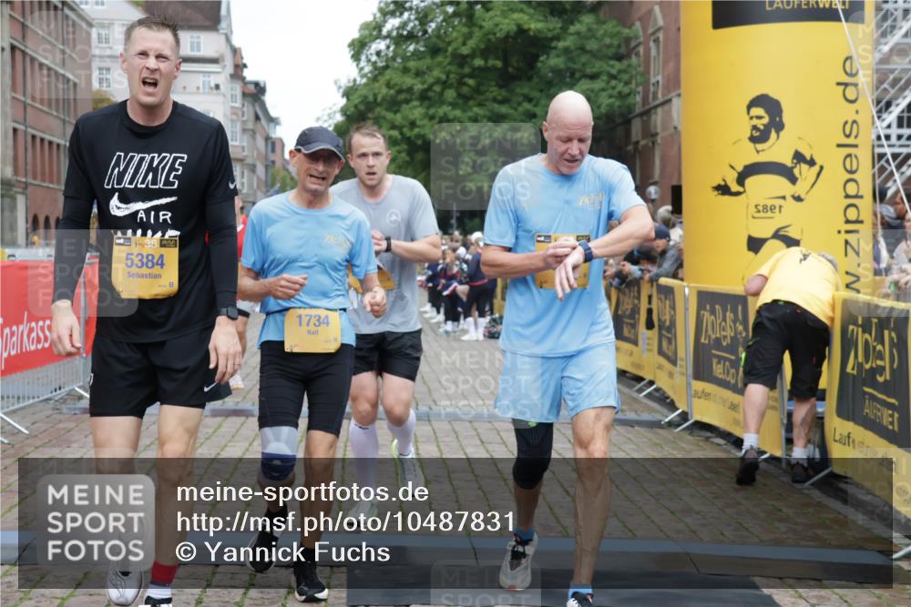 13.09.2026 - Kiel Lauf Yannick Fuchs http://msf.ph/oto/10487831 13.09.2026 10:31:02 Ziel 419, 967, 1187, 1574, 3298, 4933, 5612, 6450, 9919, 10543, 11040, 11669, 314, 457, 629, 1203, 1574, 1726, 2149, 2379, 2441, 2756, 4287, 5268, 5592, 5745, 5967, 6291, 7703, 7844, 8862, 9060, 9866, 9868, 10368, 11237, 12566, 227, 1834, 2256, 4446, 4771, 5035, 5251, 7024, 7330, 7402, 7834, 7863, 8496, 10780, 11329, 629, 1203, 1454, 1734, 2762, 4438, 5384, 5967, 7844, 8122 meine-sportfotos.de