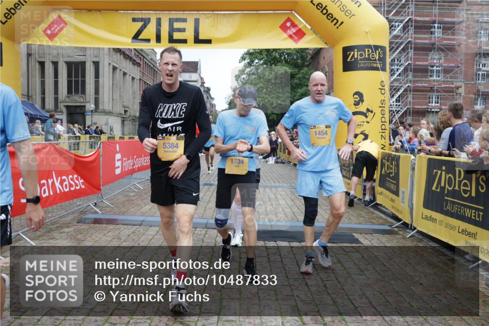 13.09.2026 - Kiel Lauf Yannick Fuchs http://msf.ph/oto/10487833 13.09.2026 10:31:02 Ziel 419, 967, 1187, 1574, 3298, 4933, 5612, 6450, 9919, 10543, 11040, 11669, 314, 457, 629, 1203, 1574, 1726, 2149, 2379, 2441, 2756, 4287, 5268, 5592, 5745, 5967, 6291, 7703, 7844, 8862, 9060, 9866, 9868, 10368, 11237, 12566, 227, 1834, 2256, 4446, 4771, 5035, 5251, 7024, 7330, 7402, 7834, 7863, 8496, 10780, 11329, 629, 1203, 1454, 1734, 2762, 4438, 5384, 5967, 7844, 8122 meine-sportfotos.de