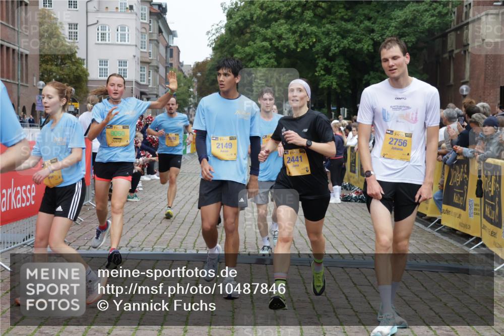 13.09.2026 - Kiel Lauf Yannick Fuchs http://msf.ph/oto/10487846 13.09.2026 10:31:09 Ziel 419, 967, 1187, 1834, 2256, 4771, 5035, 5612, 7024, 7330, 9919, 11040, 11669, 457, 1574, 1726, 2379, 2441, 3298, 4287, 4933, 5268, 5592, 5745, 6291, 6450, 8862, 9060, 9866, 9868, 9919, 10368, 10543, 11237, 12566, 227, 3231, 3727, 4446, 5251, 5813, 7335, 7402, 7834, 7863, 8496, 10780, 11329, 314, 457, 629, 1203, 2149, 2379, 2441, 2756, 4287, 5592, 5745, 5967, 7703, 7844, 9060, 10368, 11237 meine-sportfotos.de